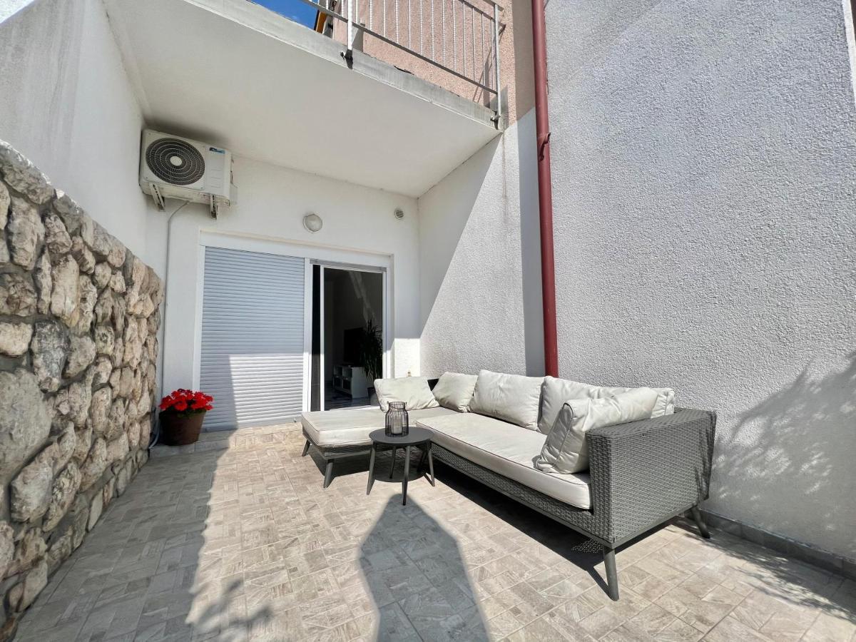 Apartmani Ana Dramalj Kültér fotó