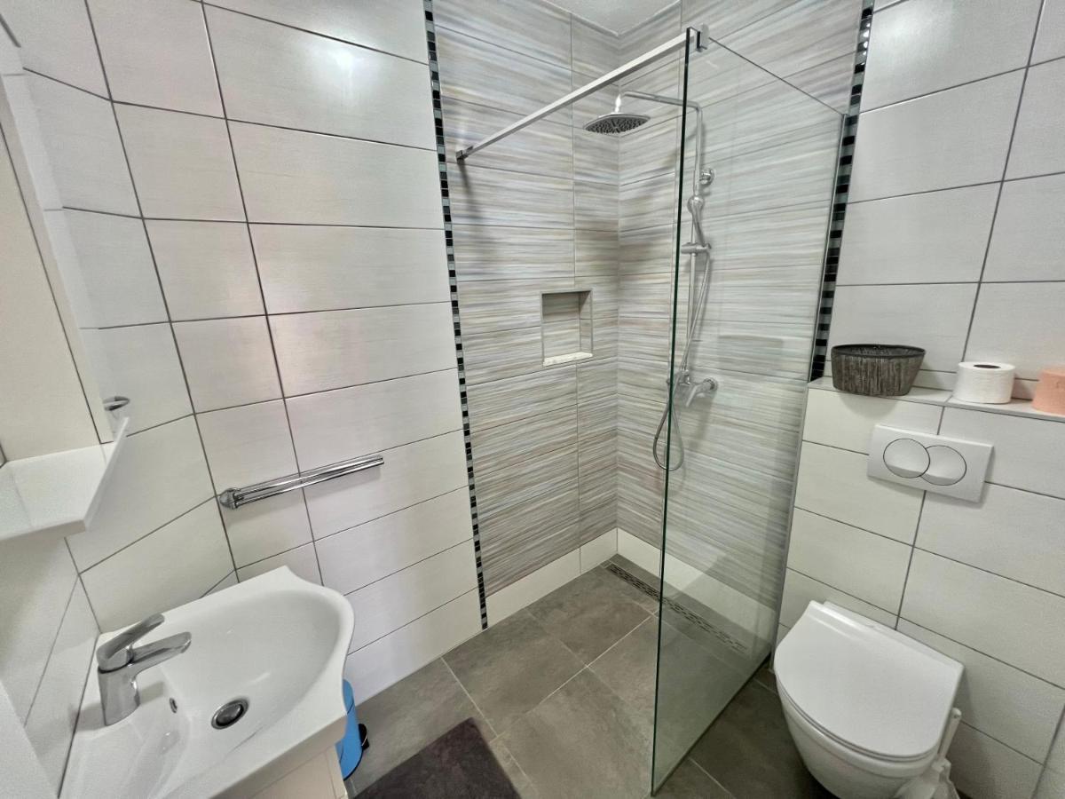 Apartmani Ana Dramalj Kültér fotó