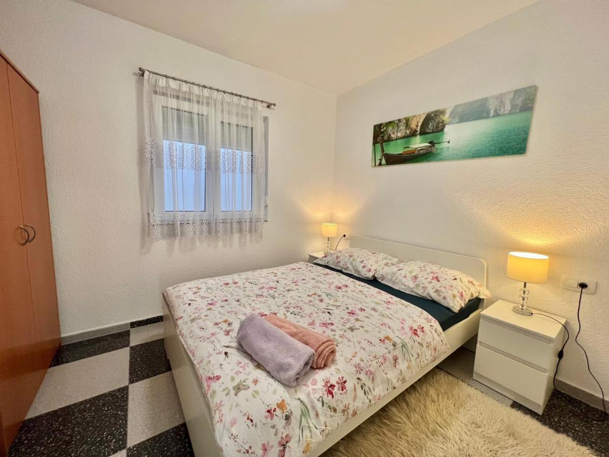 Apartmani Ana Dramalj Kültér fotó